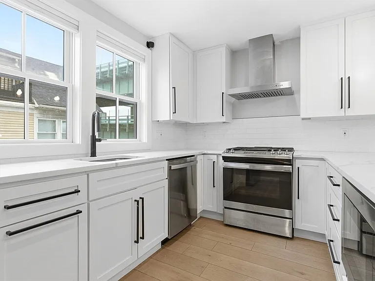 78 Tremont St #78 — Photo 9