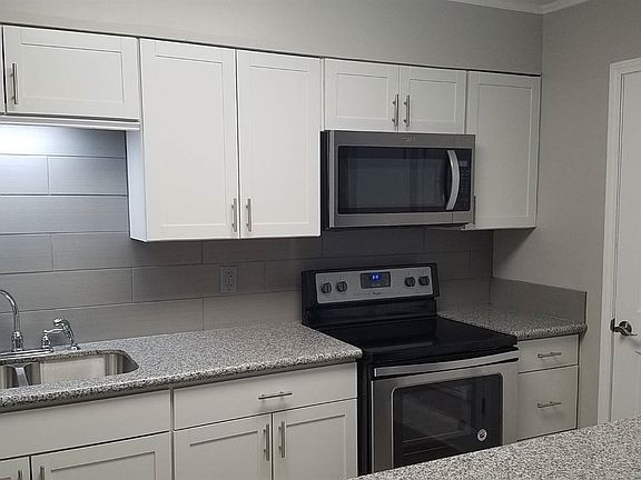 5th image of 14321 Brook Hollow Blvd