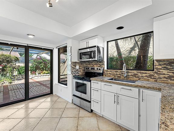 3rd image of 6829 Pradera Drive