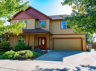 609 Betty Lou Ave, Hood River, OR 97031