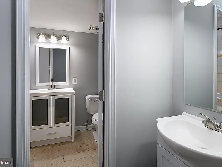 10133 Prince Pl #303-12C — Photo 13