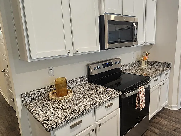 100 Alton Tucker Sr Blvd — Photo 5