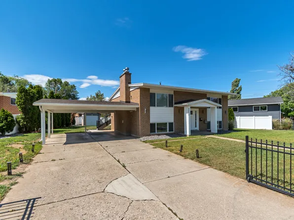5440 S Dunbarton Dr E, Salt Lake City, UT 84117