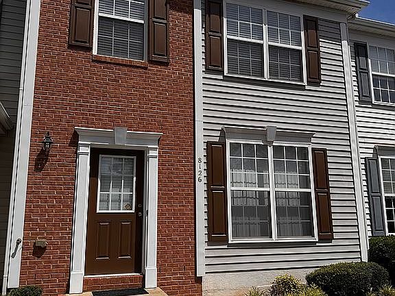 3rd image of 8126 Rhiannon Rd