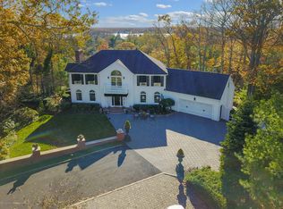 917 Hilltop Pl, Brielle, NJ 08730