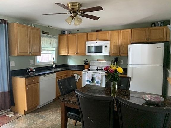2nd image of 19-19G Orchard Ave #G