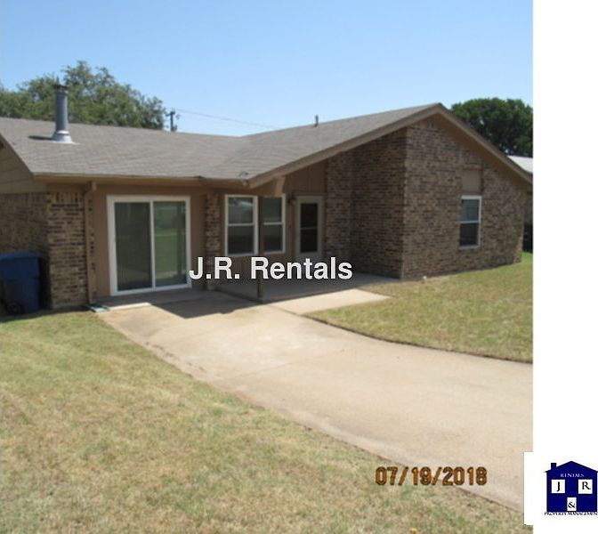 1st image of 2810 Mountain Ave