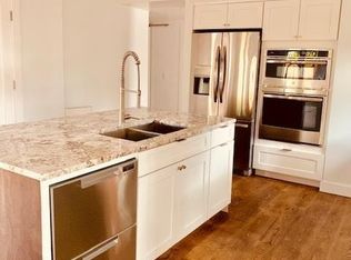 3407 SW Cambridge St, Seattle, WA 98126