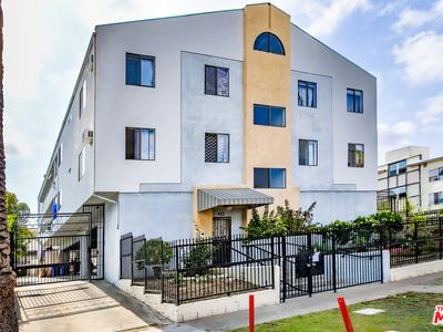 411 N Kenmore Ave, Los Angeles, CA, 90004