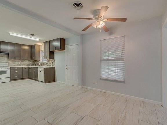 5th image of 1707 Bradford St