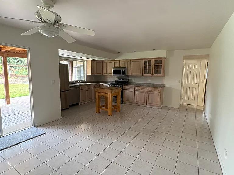 316 Cambridge Dr — Photo 8