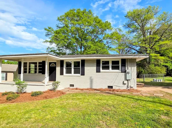 14 Stephanie Dr W, Pelzer, SC 29669