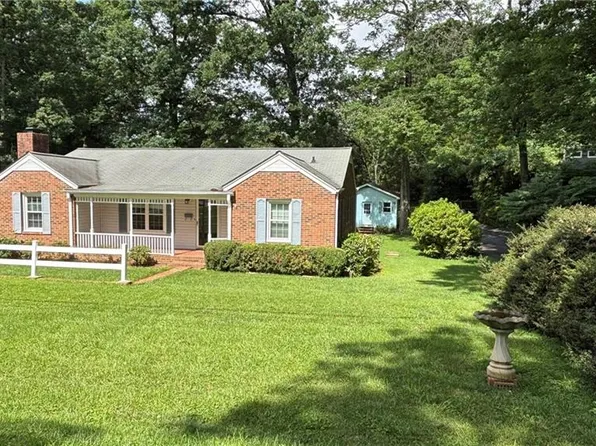 3203 Nathanael Rd, Greensboro, NC 27408