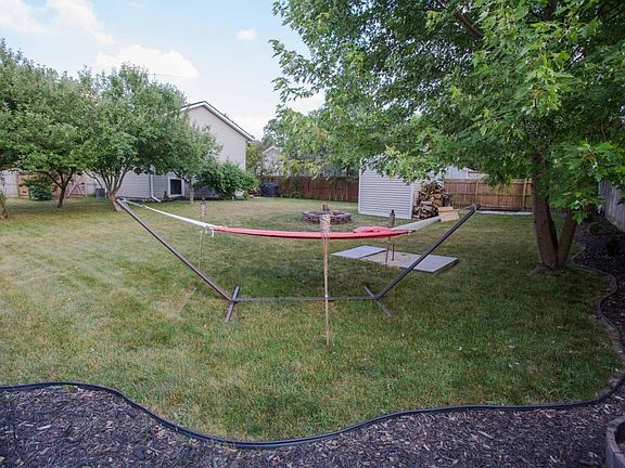 5th image of 5336 Wisteria St