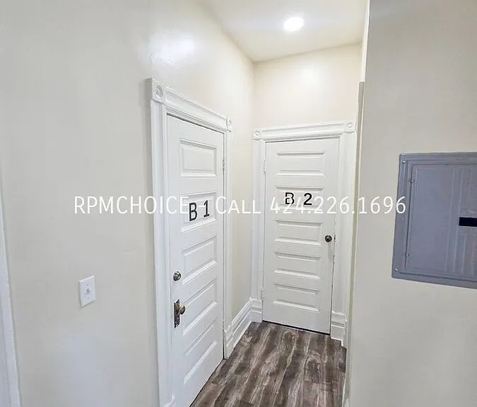 910 W 23rd St #2 — Photo 25