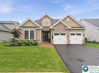 5537 Traditions Dr, Coopersburg, PA 18036