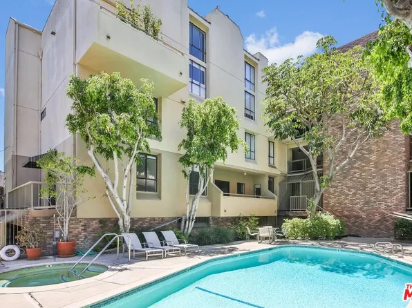 720 Huntley Dr APT 105, West Hollywood, CA 90069