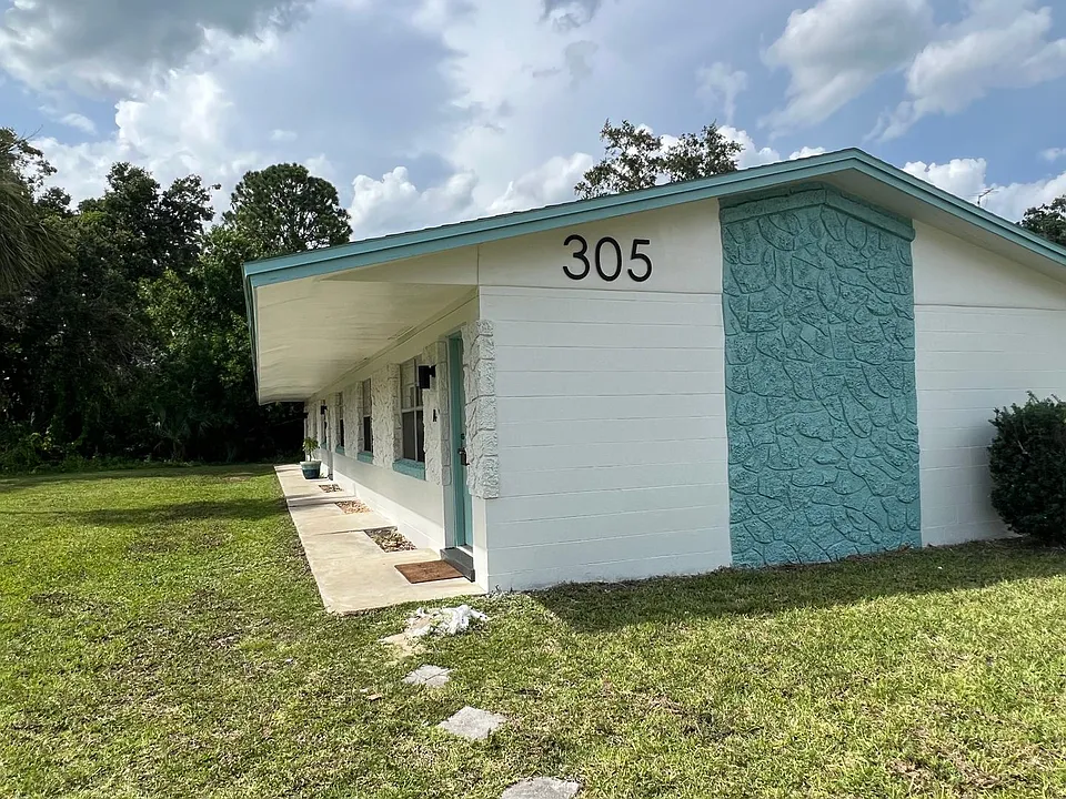 Magnolia Apartments