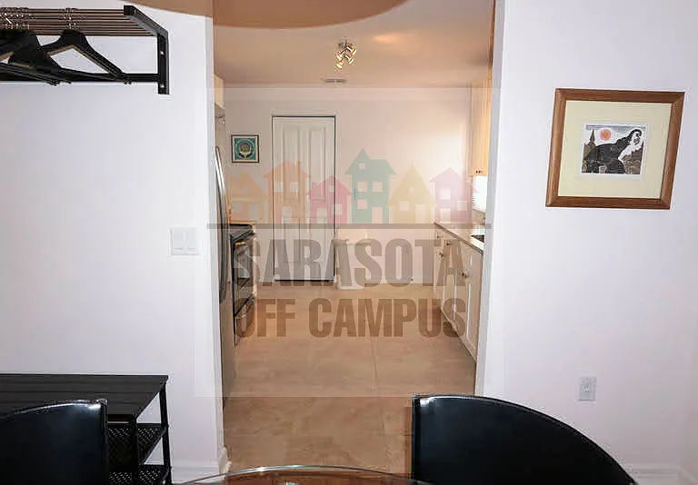 1039 32nd St — Photo 14