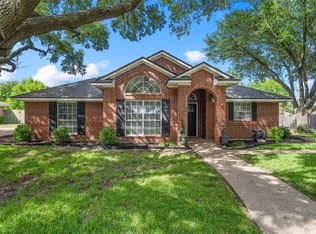 112 Briar Ridge Dr, Hewitt, TX 76643