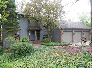 209 Fox Chapel Ct, Valparaiso, IN 46385