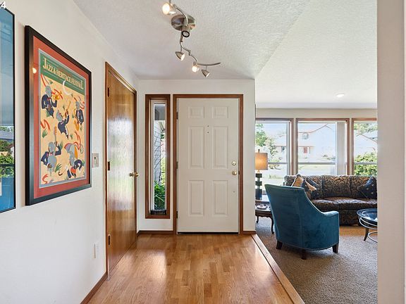 5th image of 2803 NE 147th St