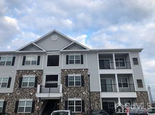 638 Merion Ct, Monroe Township, NJ 08831