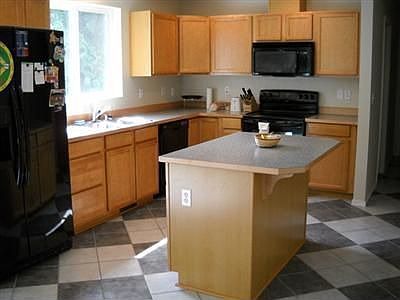 5th image of 3802 224th Ave NE