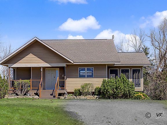 2nd image of 6 E Aspen Ct
