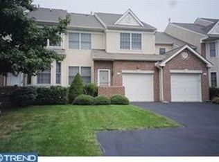 104 Victoria Ct, Maple Glen, PA 19002