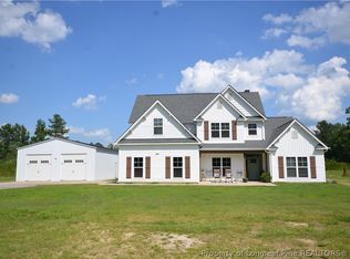 1865 John B Carter Rd, Fayetteville, NC 28312