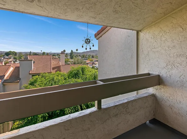 6877 Caminito Mundo Unit 30, San Diego, CA 92119