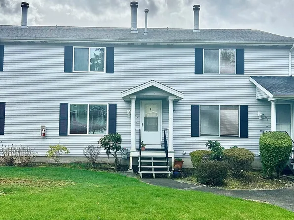 303 S 325th Lane #22D, Federal Way, WA 98003