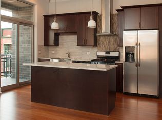 3 N Aberdeen St APT 402, Chicago, IL 60607