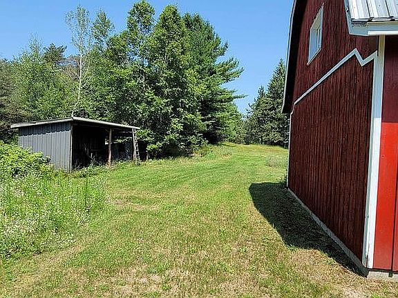 3rd image of 1051 County Road 442