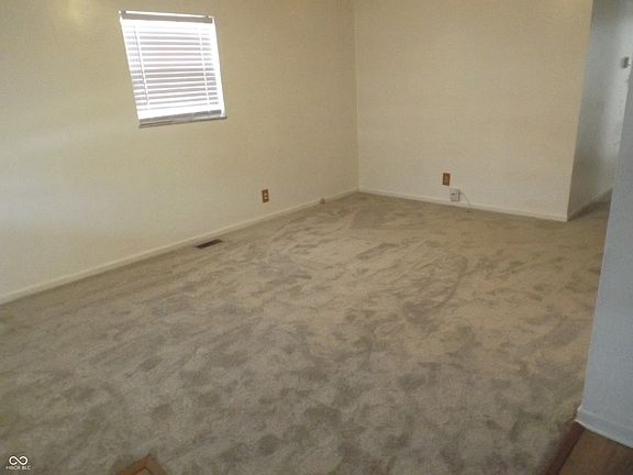 4th image of 3863 Asbury St