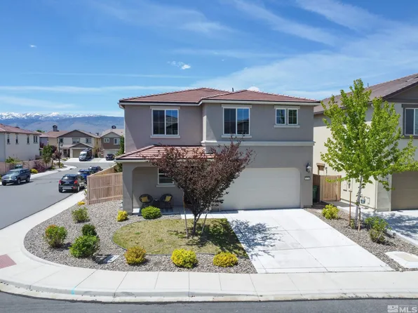 9739 Belville Dr, Reno, NV 89521