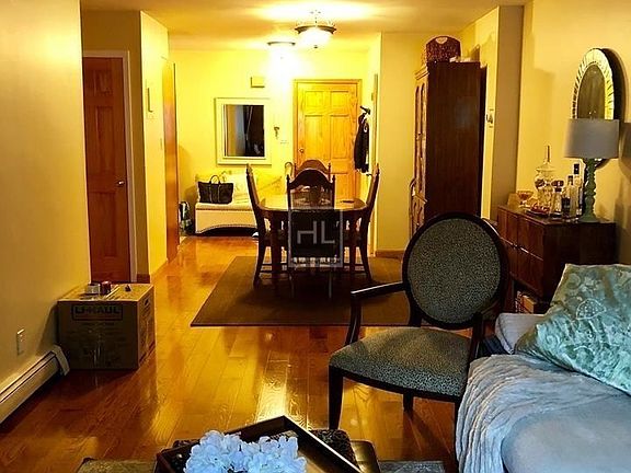 5th image of 2520 43rd St #2F