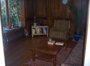 952 Shadycrest Rd, Pittsburgh, PA 15216