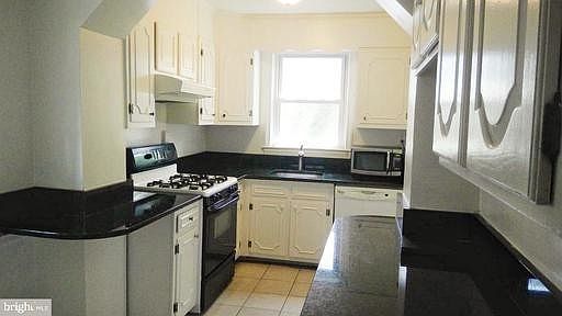 4th image of 5062 27th St N