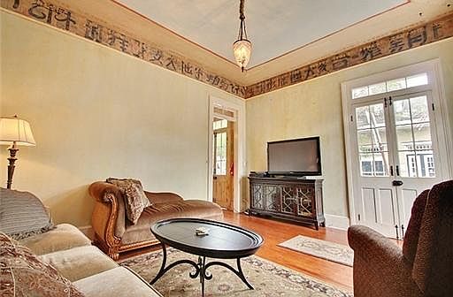 5th image of 1141 Burgundy St