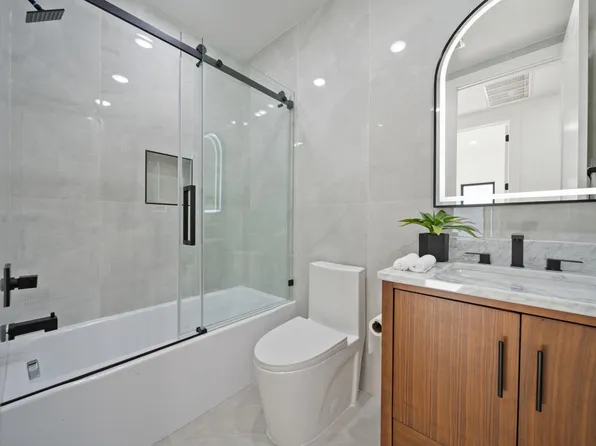 13 Lienau Place image 22 of 34