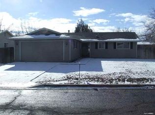 421 Shadow Ln, Fernley, NV 89408