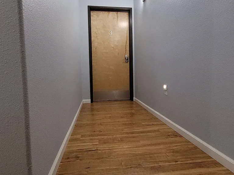 3535 Shanly St #4 — Photo 6