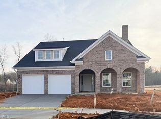 116 Lovefeast Dr, Advance, NC 27006