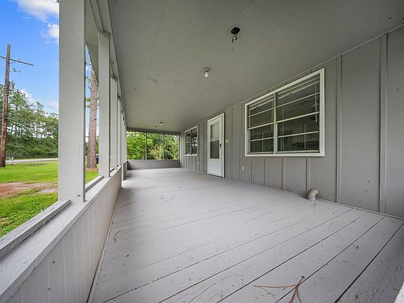 4th image of 370 Hayes Rd