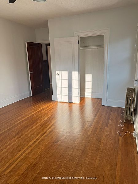 Toronto House for rent - 4 Bedrooms — photo 37