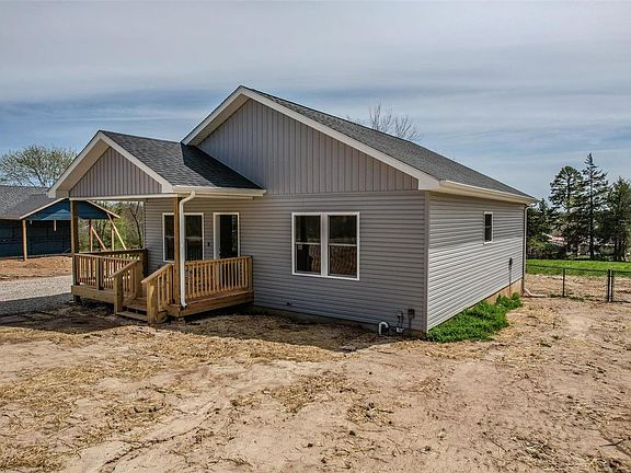4th image of 227 Hawkins Tract 1