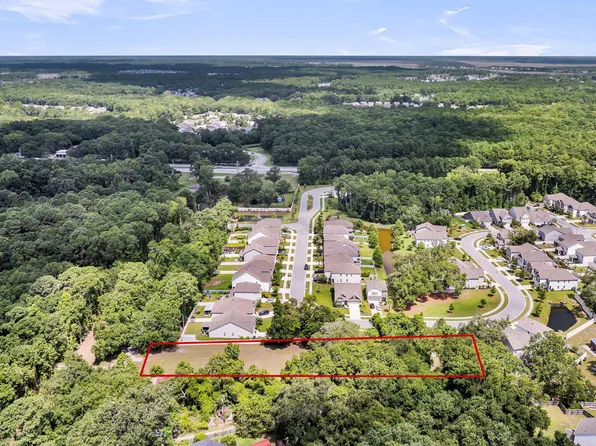 1046 Beehive Rd, Awendaw, SC 29429