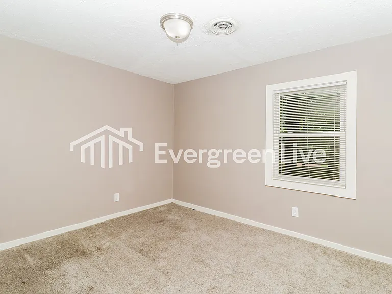 341 Forest Ave — Photo 11